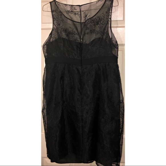 David Bridal Black lace dress Size 18 - Picture 2 of 5